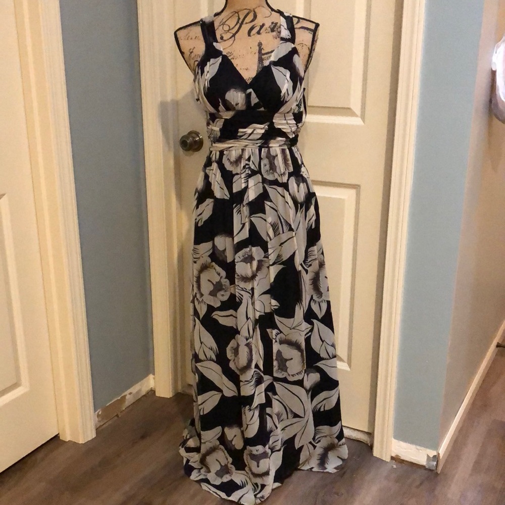 White House Black Market Dress